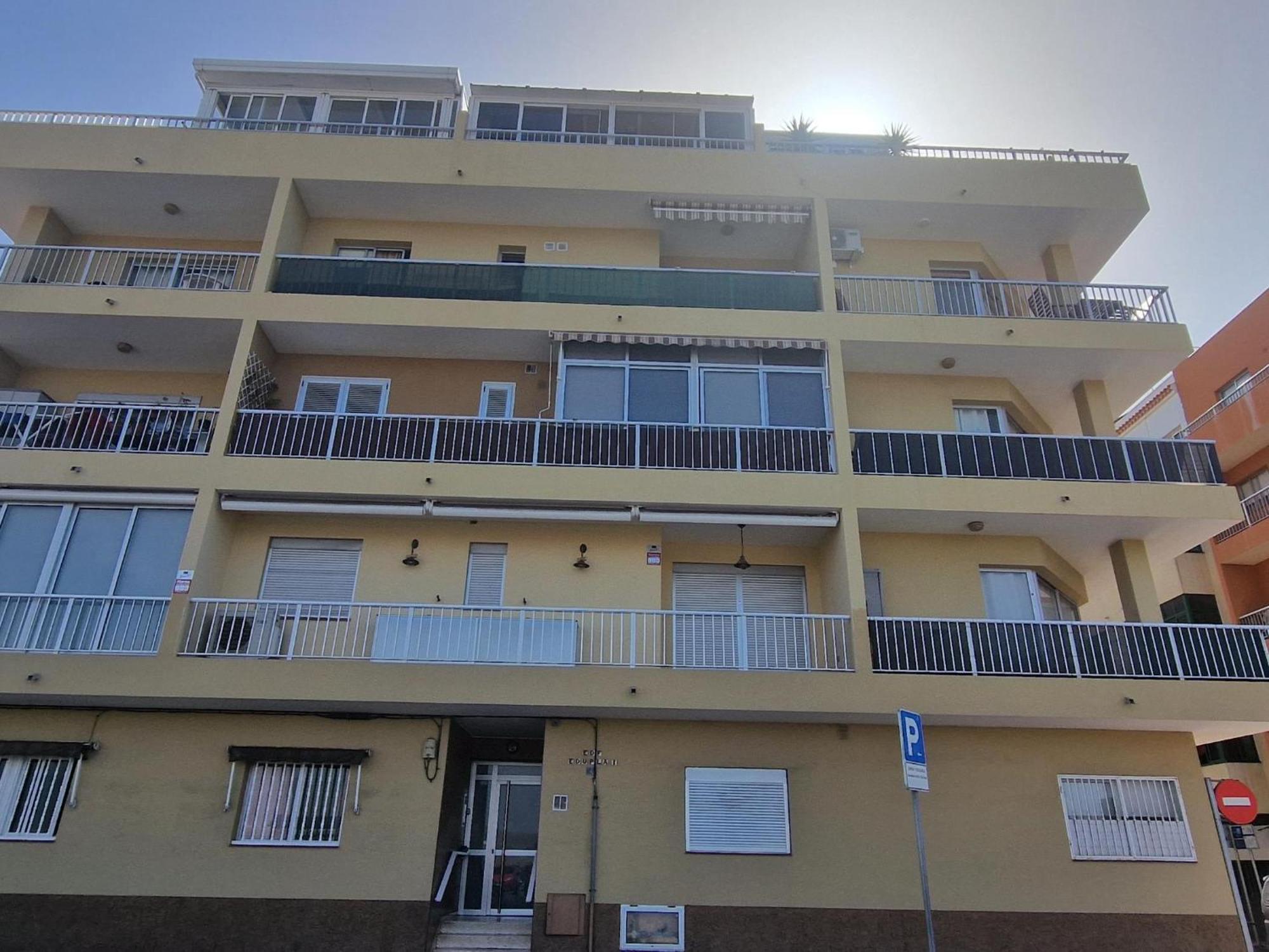 Small Rooftop, Ocean View Arona  Extérieur photo