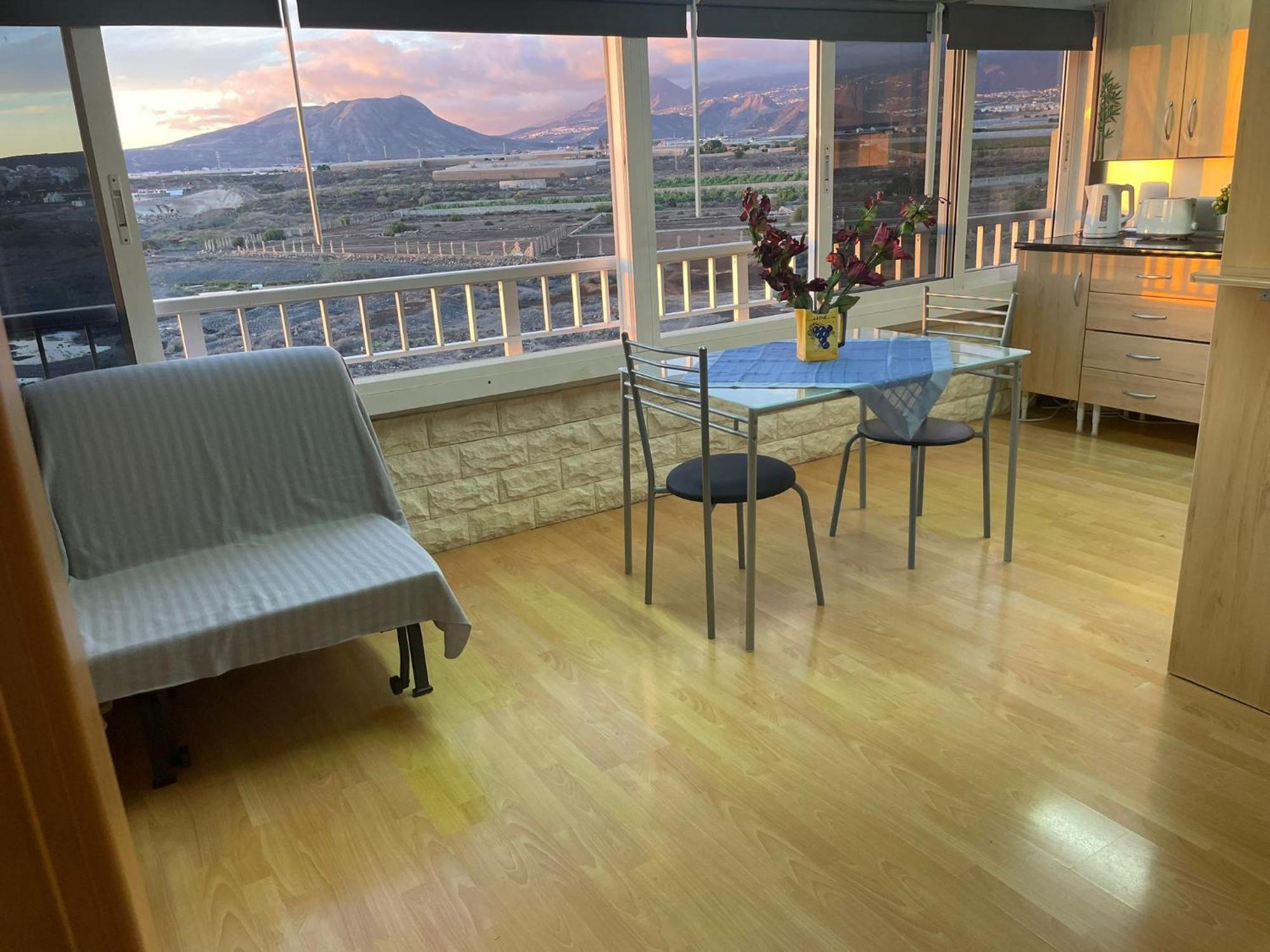 Small Rooftop, Ocean View Arona  Extérieur photo